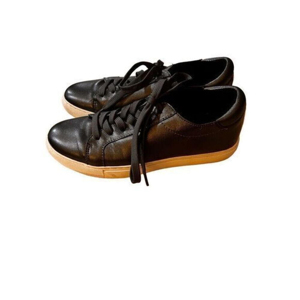 Kenneth Cole Wm’s Marlow 6 Puter Gold Stripe Sneaker